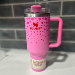 NEW Stanley Valentine Pink Sweet Hearts Valentine Tumbler 40 oz